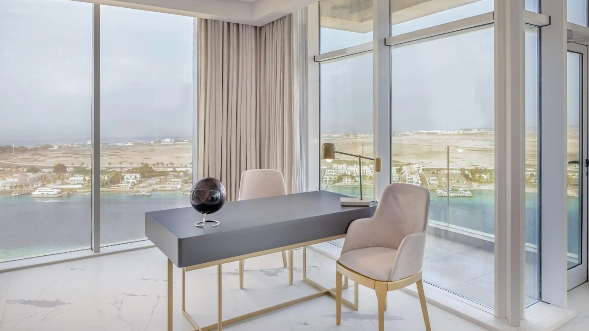 Four Points By Sheraton Jeddah Corniche